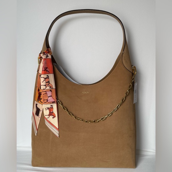 NWT Coach Brooklyn Shoulder Bag 39 suede Sand/Gold CW636 a free scarf &chain - Picture 1 of 10